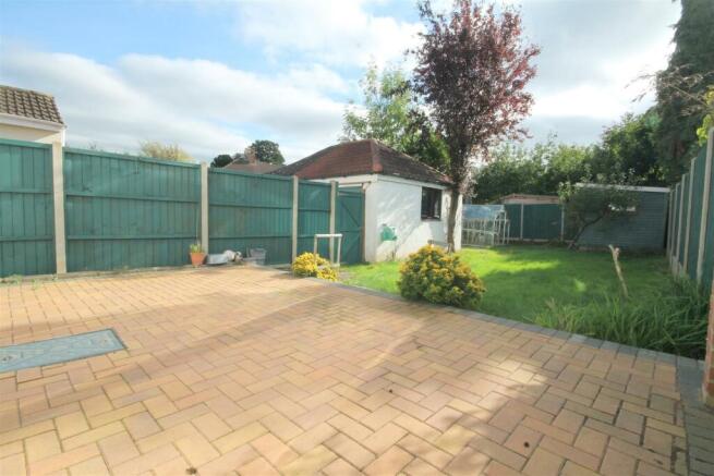 Garden 1.JPG