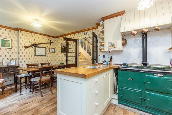 Kitchen - Dining Room 2.jpg