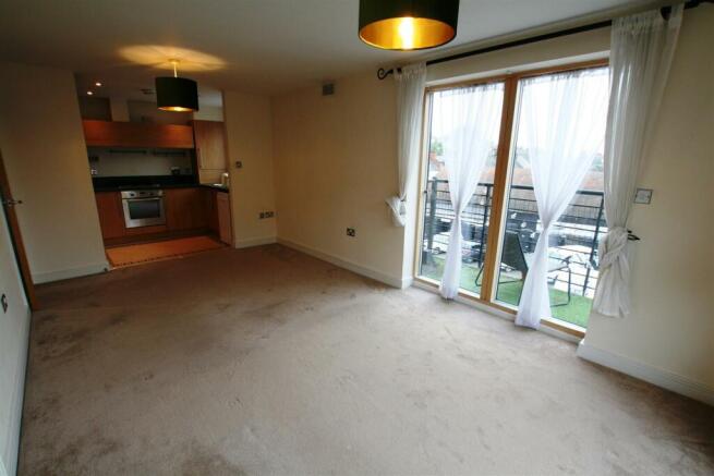 stwulstanscourt,17lounge1.JPG