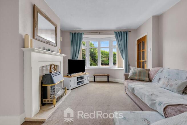 3 bed Semi-Detached for sale Image 10