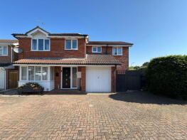 44, Kingfisher Road, Buckingham MK18 7EY