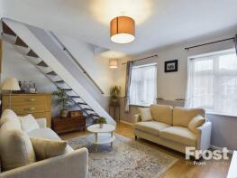 8, Farm Road, Staines-upon-thames TW18 2RB