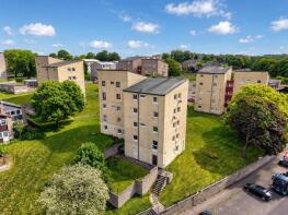 586, Charleston Drive, Dundee DD2 4AB