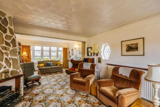 Reception Room/Dinin