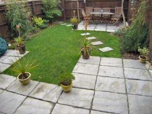 FRONT GARDEN