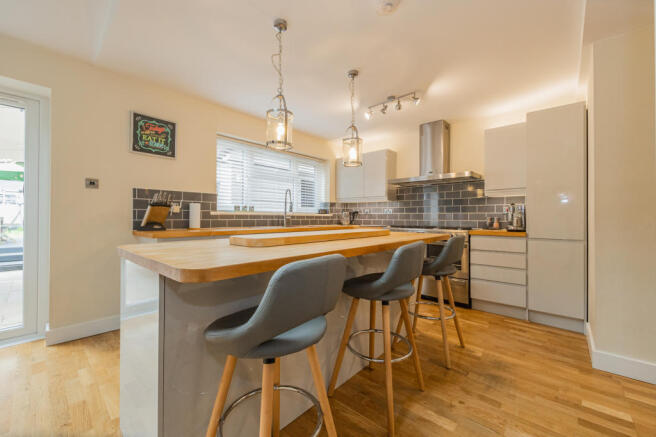 Breakfast Bar