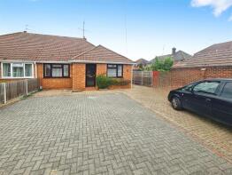 12, Northfield Close, Aldershot GU12 4QL