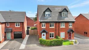 33, William Brereton Way, Henhull CW5 6YZ