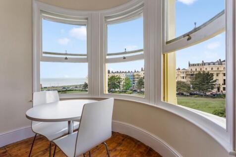 Brunswick Square, Hove, BN3