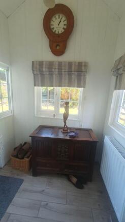 Photo 33