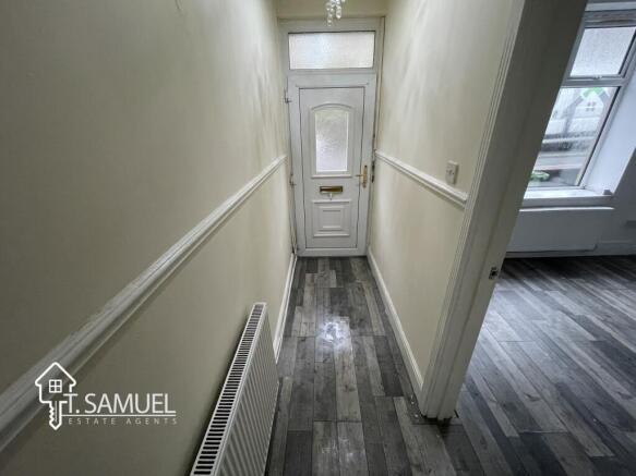 Hallway 2.JPG