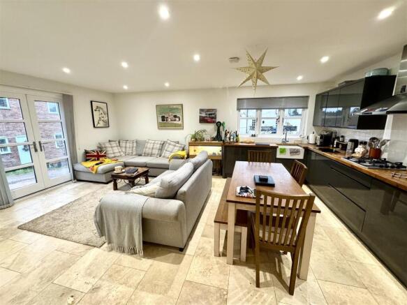 KITCHEN/BREAKFAST/FAMILY ROOM