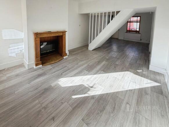 Living/Dining Area