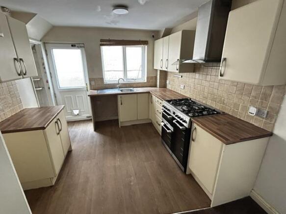 3 bed Detached for sale Image 4