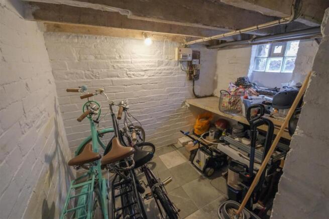 1 bed Terraced for sale Image 9
