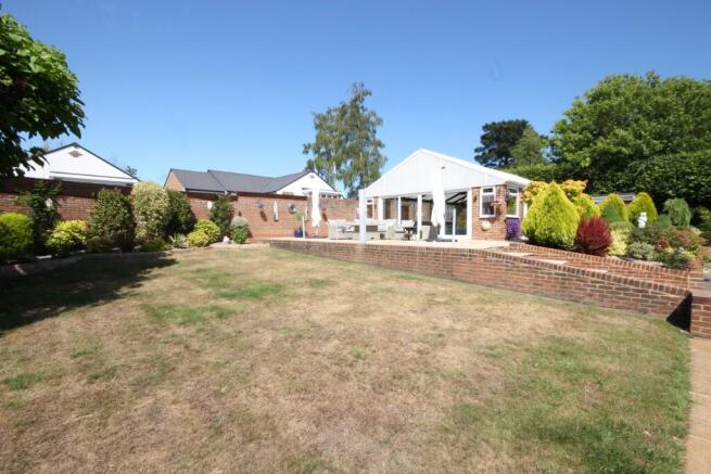 Photo 4