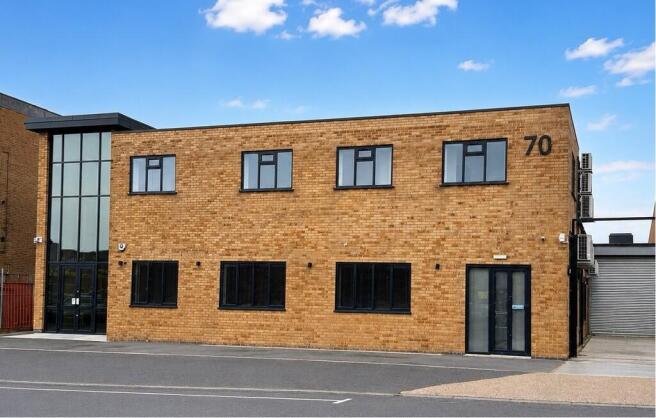 Comm square front