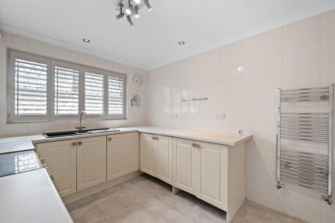 2 bed Detached Bungalow for sale Image 5