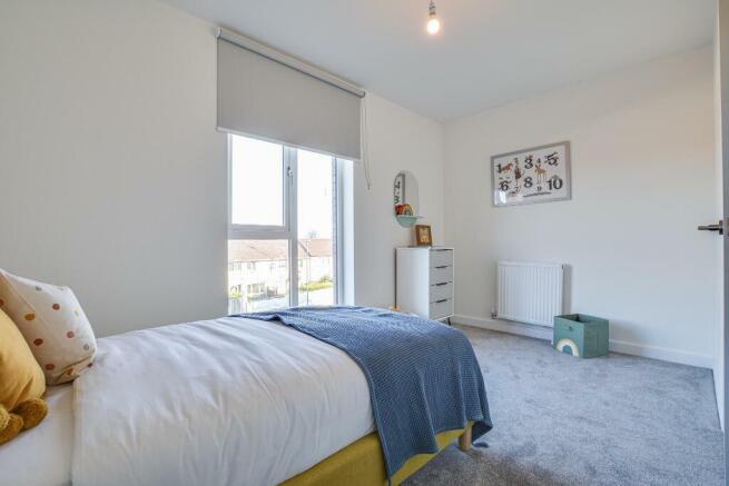 4 bed Terraced to rent Image 7
