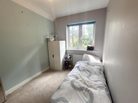 3 bed Detached for sale Image 8