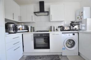Flat 10, 126, High Street, Purley CR8 2AD