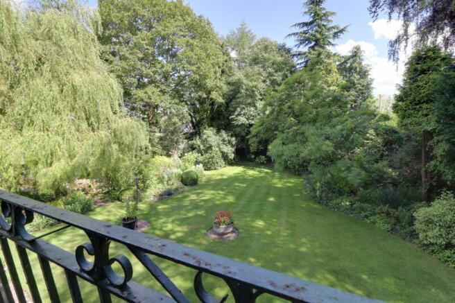 Bed 2 Balcony