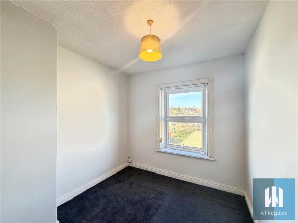 2 bed Terraced to rent Image 8