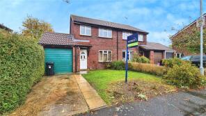 12, Easby Way, Reading RG6 3XA