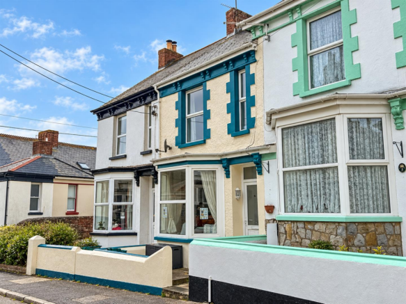 2-bed terraced on Victoria Grove, Bideford, £169,950