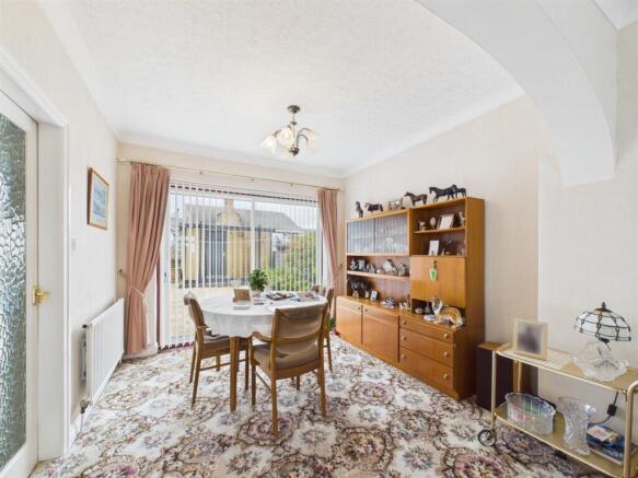 2 bed Detached Bungalow for sale Image 4