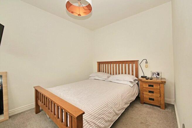4 bed Semi-Detached for sale Image 7