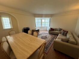 Flat 2, Perth House, Queens Drive, London W3 0HJ