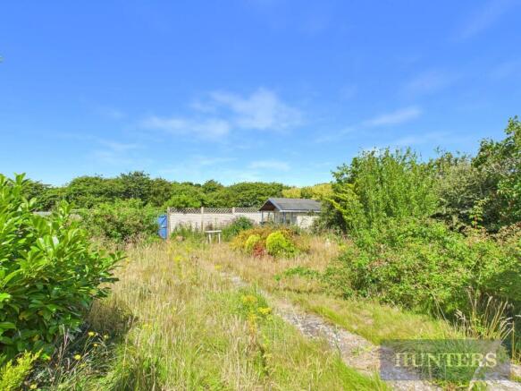 2 bed Semi-Detached Bungalow for sale Image 12
