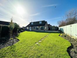 13, St Stephens Crescent, Brough HU15 2UA