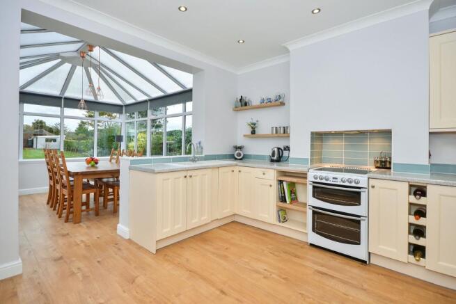 Kitchen/breakfast ro