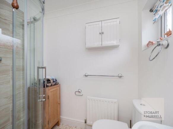 En-suite Showe...