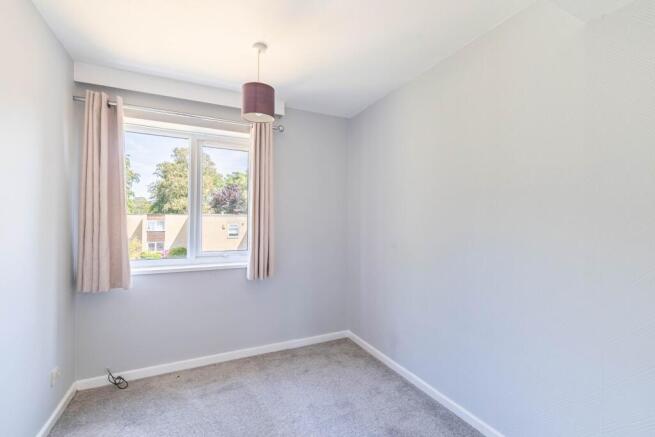 3 bed Terraced for sale Image 9
