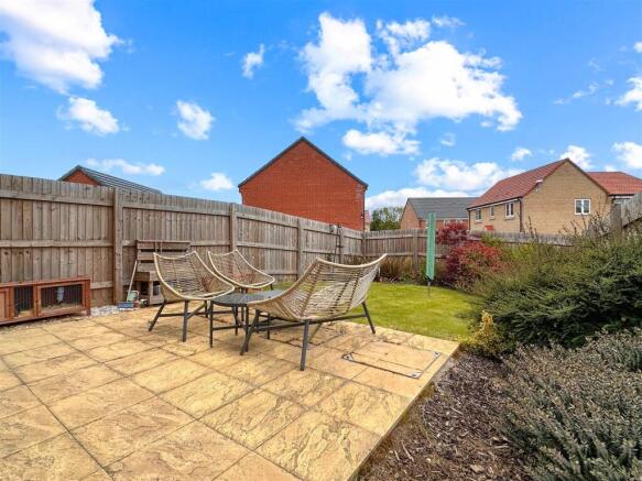Lovely Rear Garden 647
