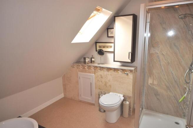 ENSUITE SHOWER ROOM