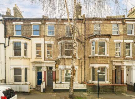 St. Luke's Avenue, Clapham