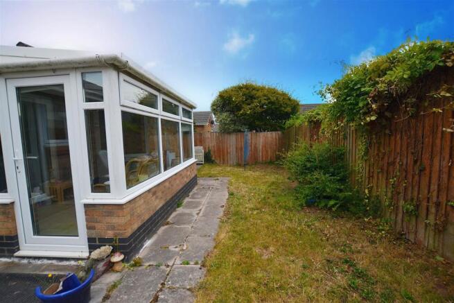 garden. (2).jpeg