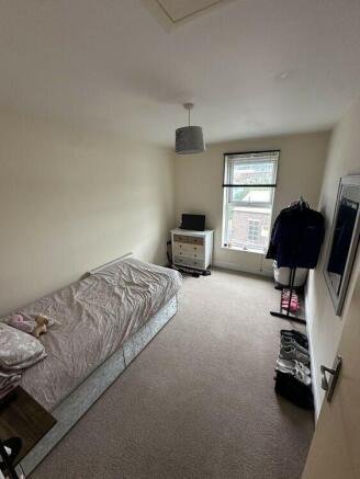 2 bed Flat for sale Image 6