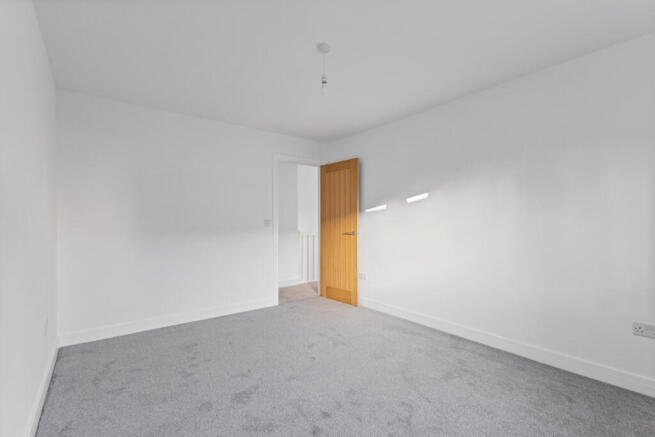 2 bed Semi-Detached for sale Image 9