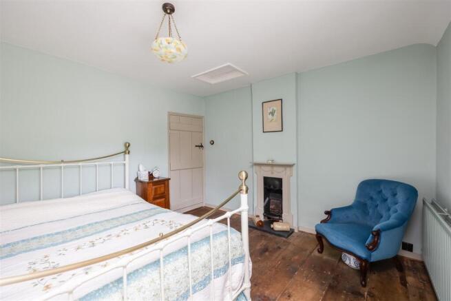 2 bed Character Property for sale Image 12