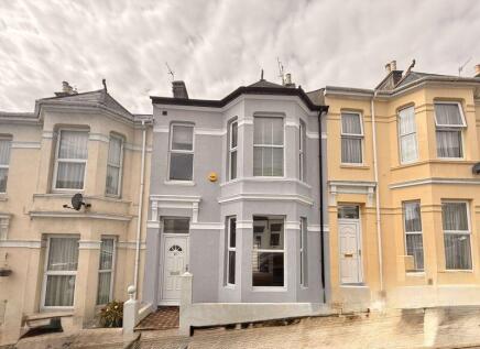 Durham Avenue, CHAIN FREE Period Property with open plan Living -Dining space