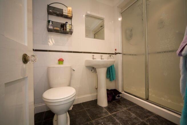 En-Suite Shower