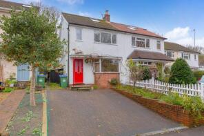 69, Winterbourne Close, Lewes BN7 1JZ