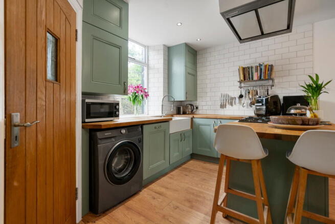 4 bed Terraced for sale Image 6