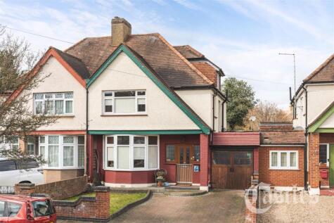 Halstead Road, Winchmore Hill, N21
