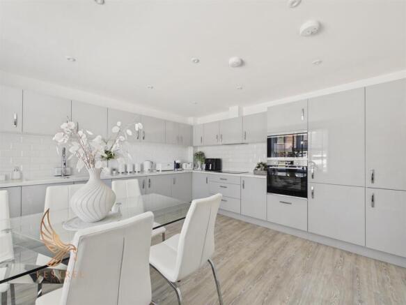 3 bed Detached for sale Image 5